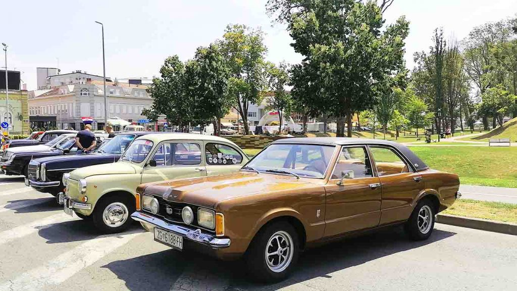 Exhibition of vintage cars 2