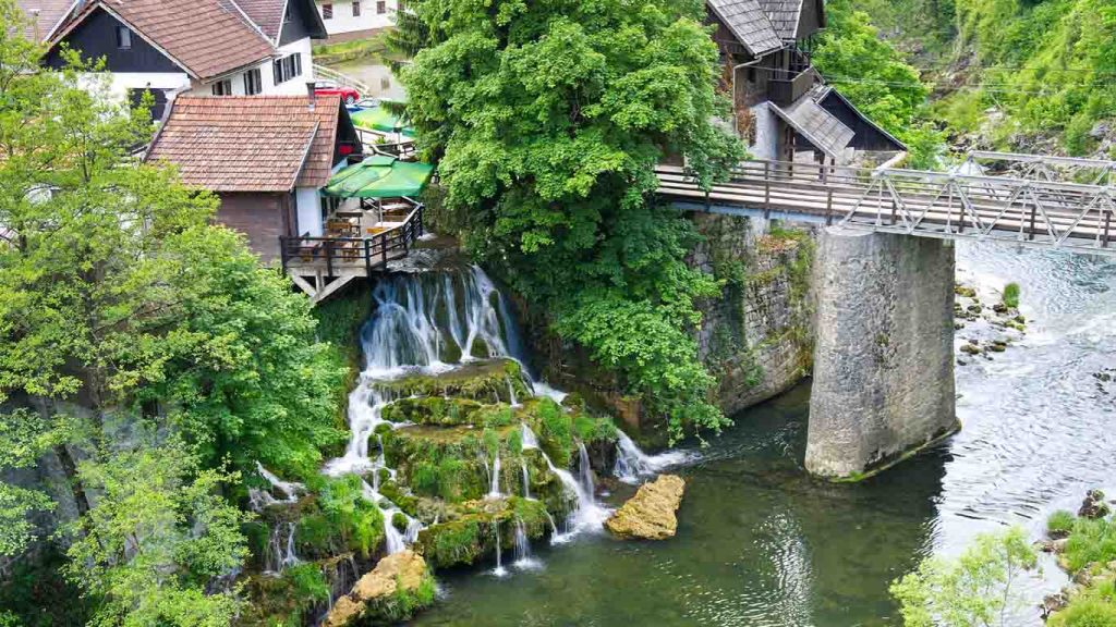 Adventures and Winter Delights 5 Slunj